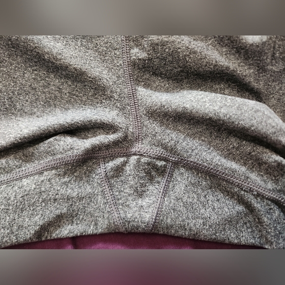 Nike Dri-fit Running Capri workout legging - Picture 2 of 6